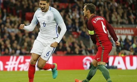 Smalling giúp Tam sư đánh bại Bồ Đào Nha trên sân nhà