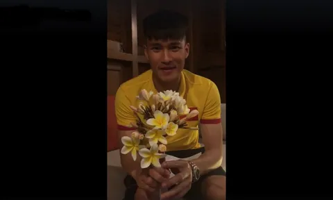 Từ Myanmar, Công Vinh khiến Thủy Tiên vỡ òa