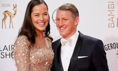 Vợ chồng Schweinsteiger đẹp lộng lẫy khi đi nhận giải