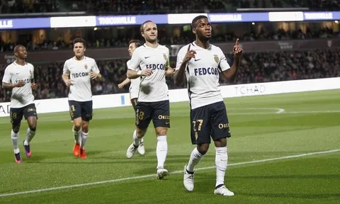 Vòng 8 Ligue 1: Đại gia thị uy sức mạnh