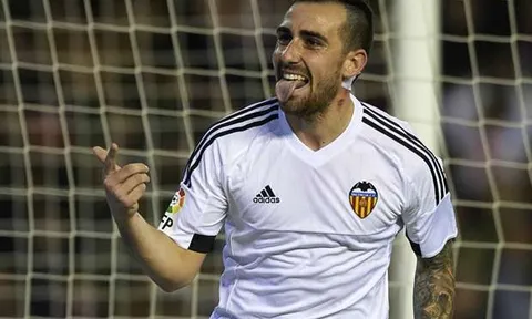 Vụ Alcacer sang Barca có biến