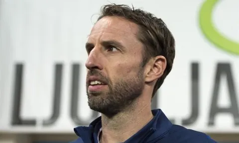 Vừa chính thức nắm quyền, Southgate đã ngỏ lời với Gerrard