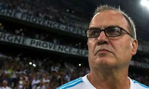 'Gã điên' Marcelo Bielsa chính thức tái xuất ở Serie A