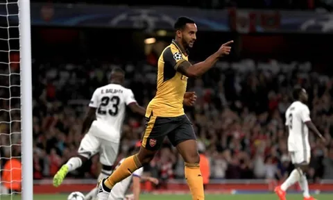 Walcott và những ngôi sao sáng nhất Champions League tuần qua