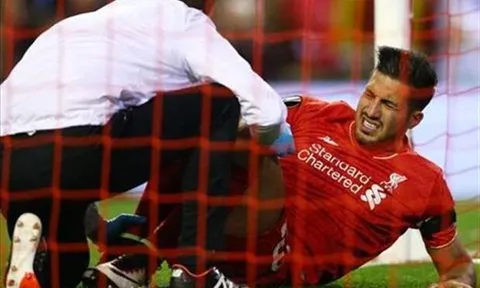 Liverpool liên tục mất quân trước đại chiến với Leicester