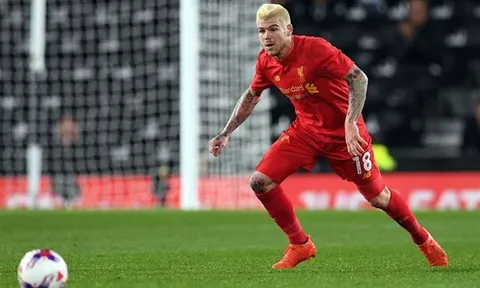 Được Klopp khen ngợi, Moreno rộng đường 'sống' tại Liverpool