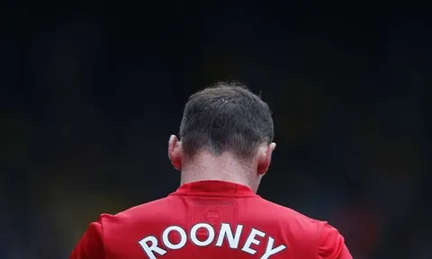 Rooney sắm vai trọng tài trong trận đấu giữa Man Utd và Watford?