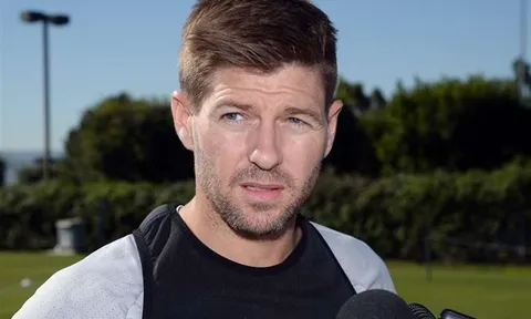 Sốc: Gerrard bất ngờ gọi Leicester là 'rác rưởi'