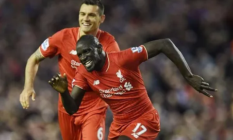 Trung thành ở lại, Sakho tiếp tục bị đày ải ở Liverpool