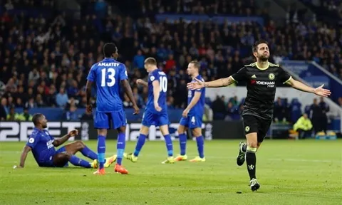 Góc Chelsea: Conte ơi, Fabregas ăn đứt Oscar đấy!