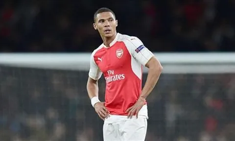 Bài toán cánh trái của Liverpool và hàng thừa từ Arsenal