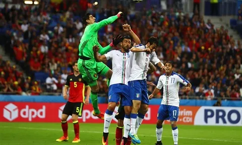 Courtois đã mất chỗ đứng tại tuyển Bỉ?
