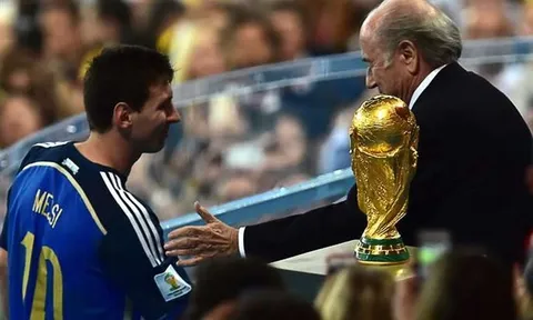 Messi tự thấy xấu hổ khi nhận danh hiệu QBV World Cup
