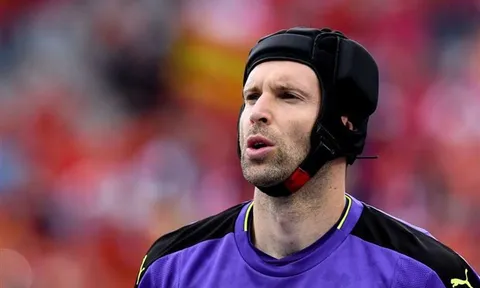 Petr Cech khoe 'tuyệt chiêu' đánh bại Croatia