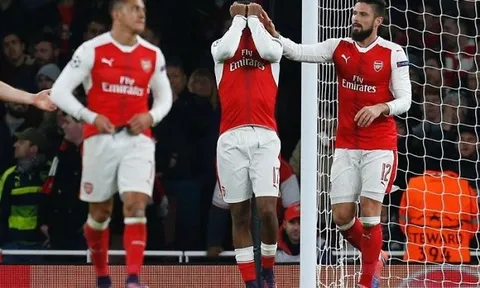 Wenger là thiên tài thay người ở Ngoại hạng Anh