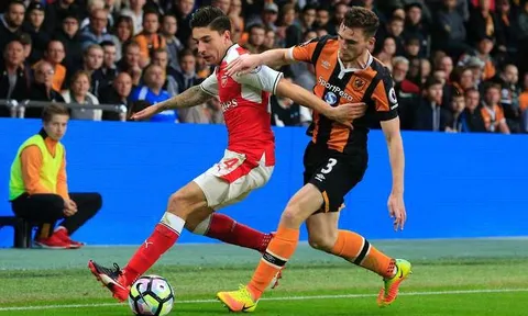 Wenger tự tin 'trói chân' Bellerin dài lâu ở Arsenal