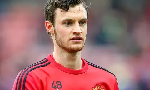 Vừa trở lại, David Moyes đã đòi 'cuỗm' sao trẻ M.U
