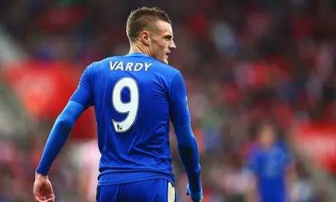 Điểm tin sáng 06/06: Leicester City tìm được người thay Vardy; 'Bom tấn' Ibra sắp nổ?