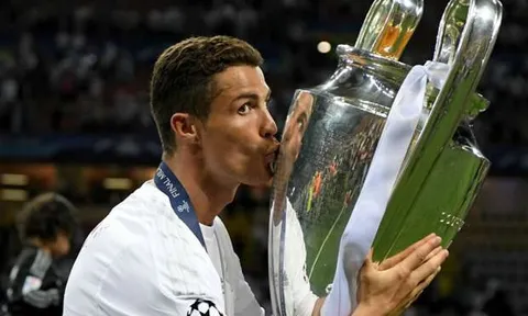 Giờ thì trao QBV cho Ronaldo được chưa?