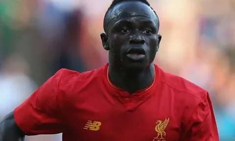 'Tôi từ chối Man Utd để gia nhập Liverpool'