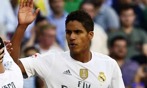 Rõ lý do Varane từ chối Mourinho, ở lại Real Madrid