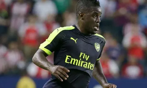 Bị đẩy khỏi Arsenal, sao trẻ oán trách Wenger