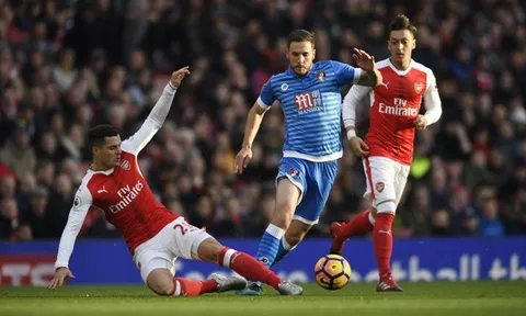 Xhaka đã dần bắt nhịp với giải Ngoại hạng Anh