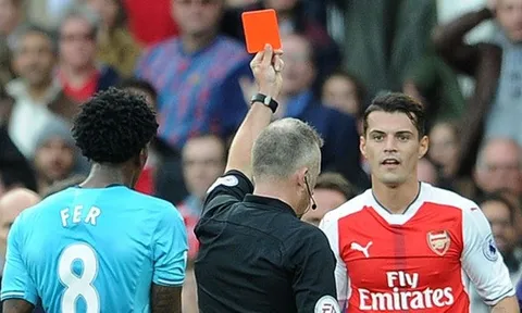 Xhaka vẫn chưa hiểu bóng đá Anh