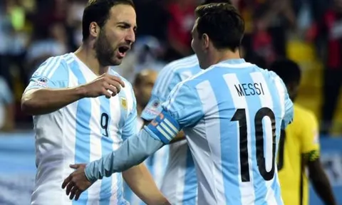 Giá 90 triệu euro, Higuain vẫn bị loại thẳng tay