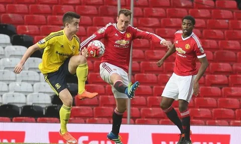 Điểm tin tối 18/06: Chốt tương lai Vardy; Mourinho làm rõ chuyện đi ở của Phil Jones