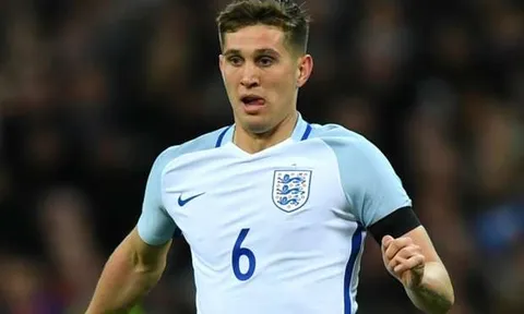 Với John Stones, Pep Guardiola chưa thể 'kê cao gối'