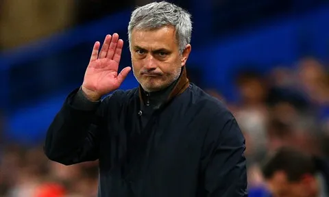 Sao quá khắt khe với Jose Mourinho?