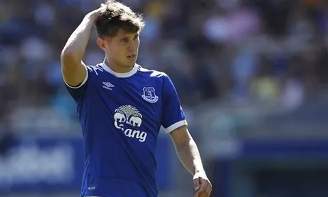 CỰC SỐC: Man City điền tên John Stones dự Champions League