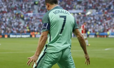Ronaldo, chiếc lò xo bị nén hết cỡ!