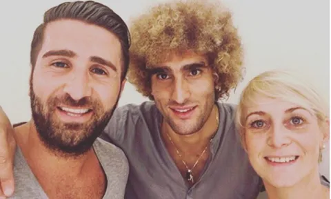 Fellaini nhuộm vàng mái tóc xù gây sốt