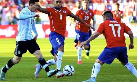 09h00 ngày 07/06, Argentina vs Chile: Chướng ngại vật đầu tiên
