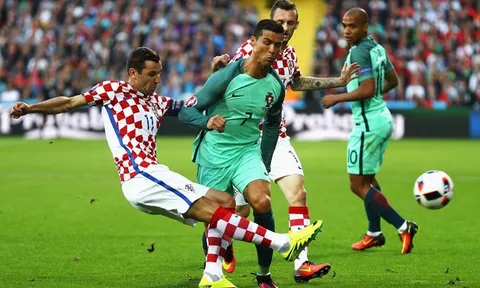 Bị loại khỏi EURO 2016, Darijo Srna chia tay Croatia