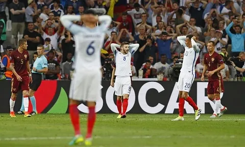 Dấu ấn chiến thuật: Sự non nớt của Roy Hodgson