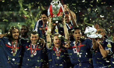 So sánh đội hình đội tuyển Pháp tại EURO 2000 và 2016