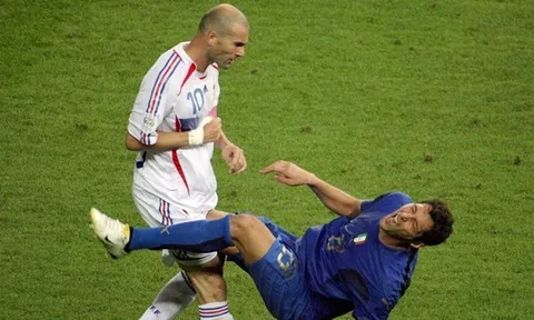 Materazzi tiết lộ lý do khiến Zidane dùng ‘thiết đầu công'