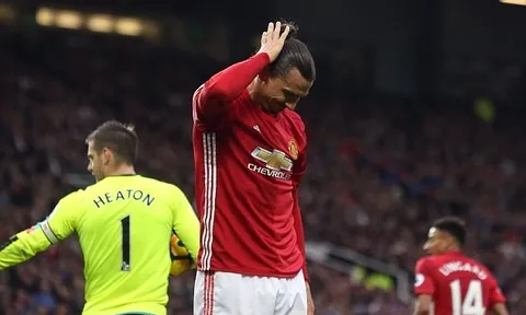 Khi Ibrahimovic bất ngờ trở thành gánh nặng của Manchester United