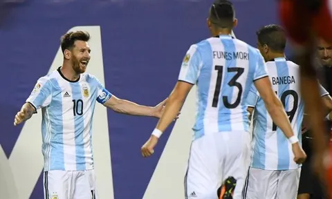 Messi và danh hiệu với ĐTQG: Không bây giờ thì bao giờ?