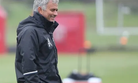 Nóng: 9 cái tên phải 'khăn gói' rời Man Utd
