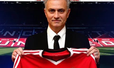 Thấy gì từ danh sách du đấu Hè của Manchester United?