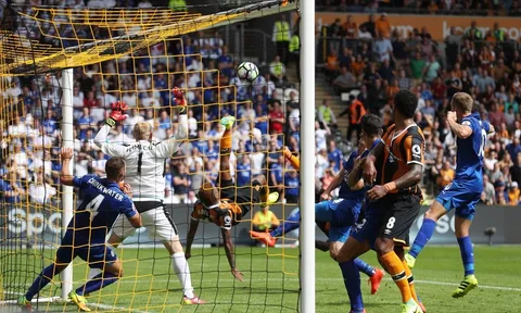 Diomande lập siêu phẩm, ĐKVĐ Premier League bị tân binh khuất phục