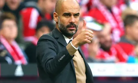 Pep Guardiola 'đá đểu' M.U ngày ra mắt Man City
