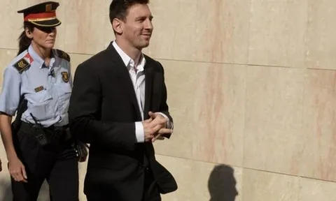 CỰC SỐC: Trốn thuế, Messi bị kết án tù 21 tháng