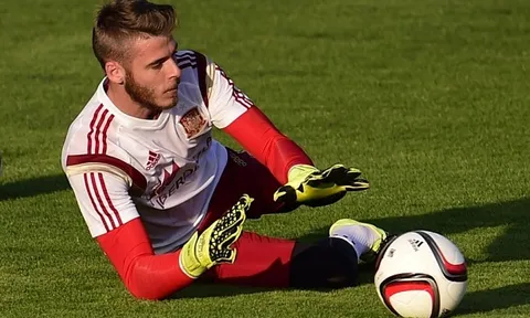 Dính scandal sex, CĐV La Roja đòi loại De Gea