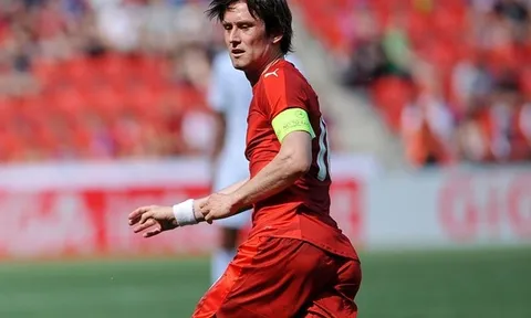 Tomas Rosicky đi vào lịch sử EURO