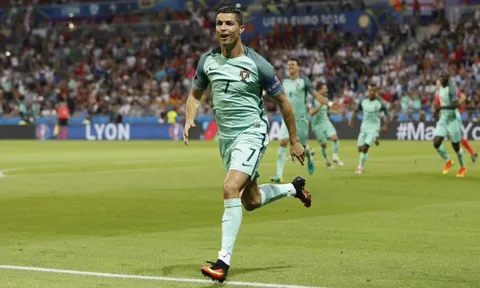 Cristiano Ronaldo - Khi lịch sử không chọn lầm người